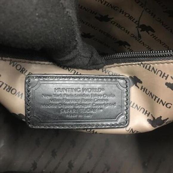 Hunting World Tote Bag Black - Picture 8 of 8